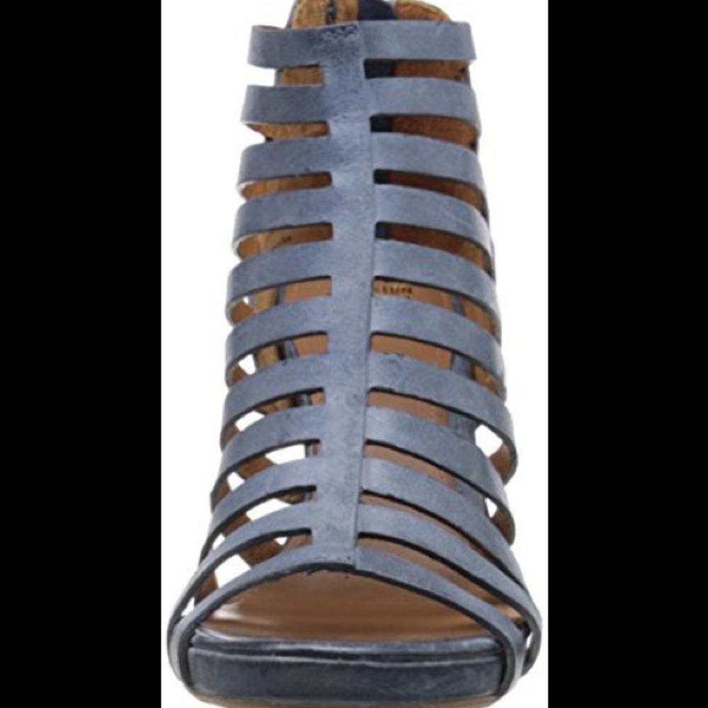 Johnston & Murphy Women's Nadine Wedge - Picture 6 of 8